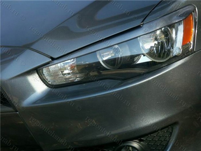 Накладки на фары "реснички" Mitsubishi Lancer X