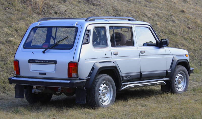 LADA 4x4 5-.