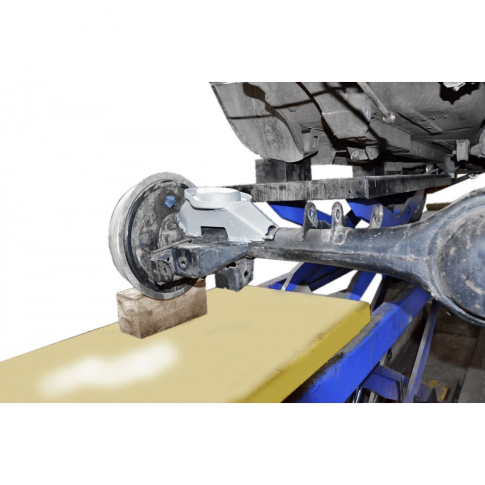 нива 21214 вид снизу заднего моста. передний мост нива урбан. мост нива урбан. кронштейн пружины нива шевроле. тяги заднего моста нива шевроле.