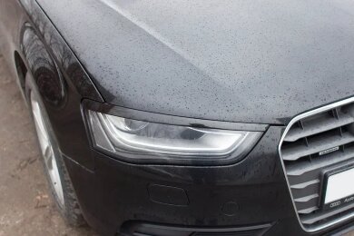 Накладки на фары (реснички) AUDI A4 88 седан (0046)