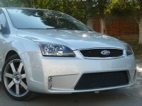 Разводка на две стороны под бампер Ford Focus 2 (седан) Concept 