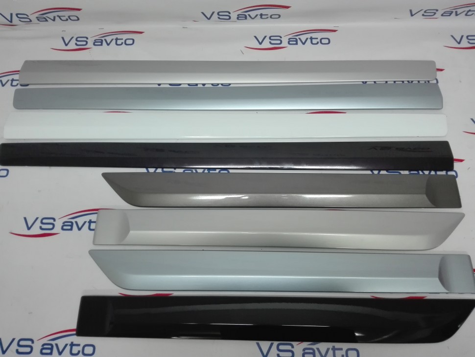 Kupit Molding Dveri Vaz 2197 Datsun Kalina Kalina 2 Granta Granta Fl Okrashennye Internet Magazin Vs Avto