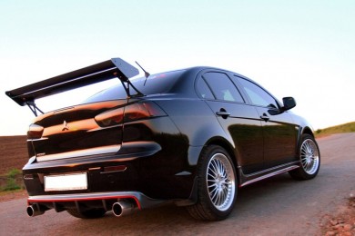 Накладка на задний бампер EVO Mitsubishi Lancer 10 вариант №1 
